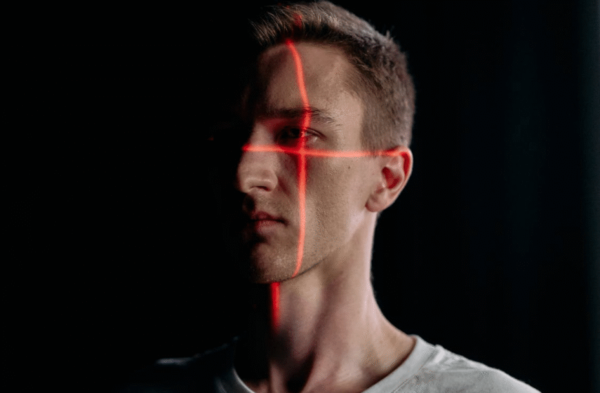 Fingerprint vs Face Recognition: Which Biometric Attendance Technology Is Right for Your Saudi Business?