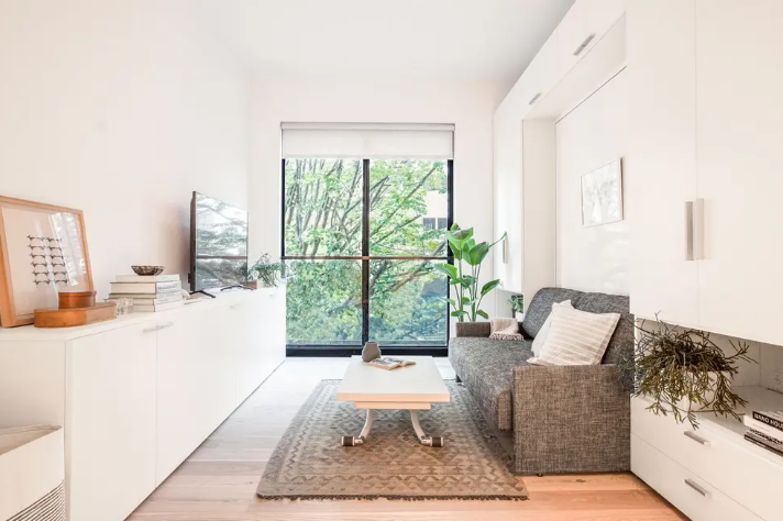 Moving Into a Smaller Apartment in Brooklyn? Storage Strategies That Help 